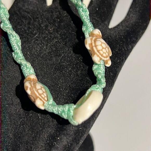 Bundle Sale 3 for $15 | Handcrafted Turtle Beads and Seashell Bracelet - Picture 8 of 9